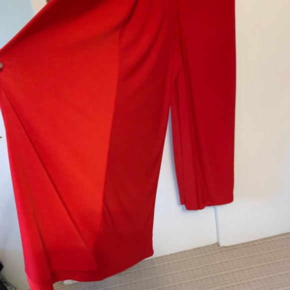 Wide legged red jumpsuit. Rhinestone shoulder strap. Looks like a gown. Size 16 - Picture 7 of 12